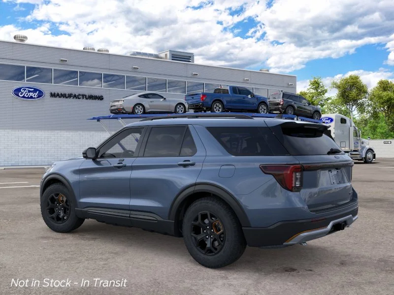 New 2026 Vapor Blue Metallic Ford Tremor® image 4