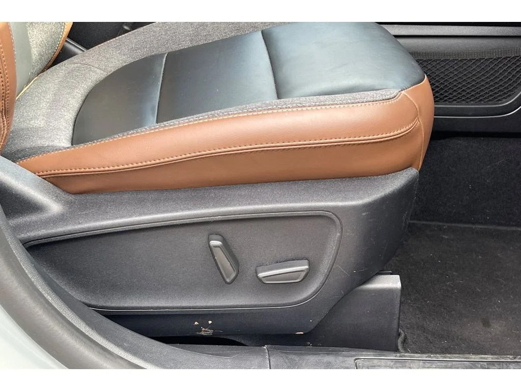 Used 2023 Cactus Gray Ford Outer Banks image 23
