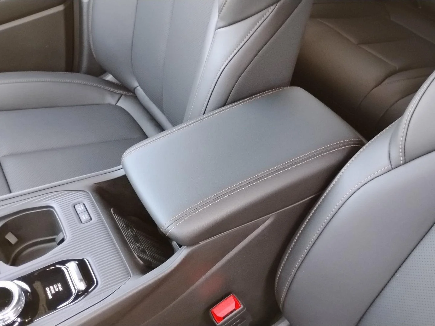 2026 Jeep Cherokee Limited - Photo 17
