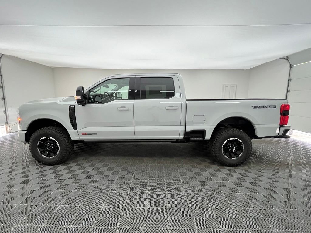 New 2026 White Ford Lariat image 14