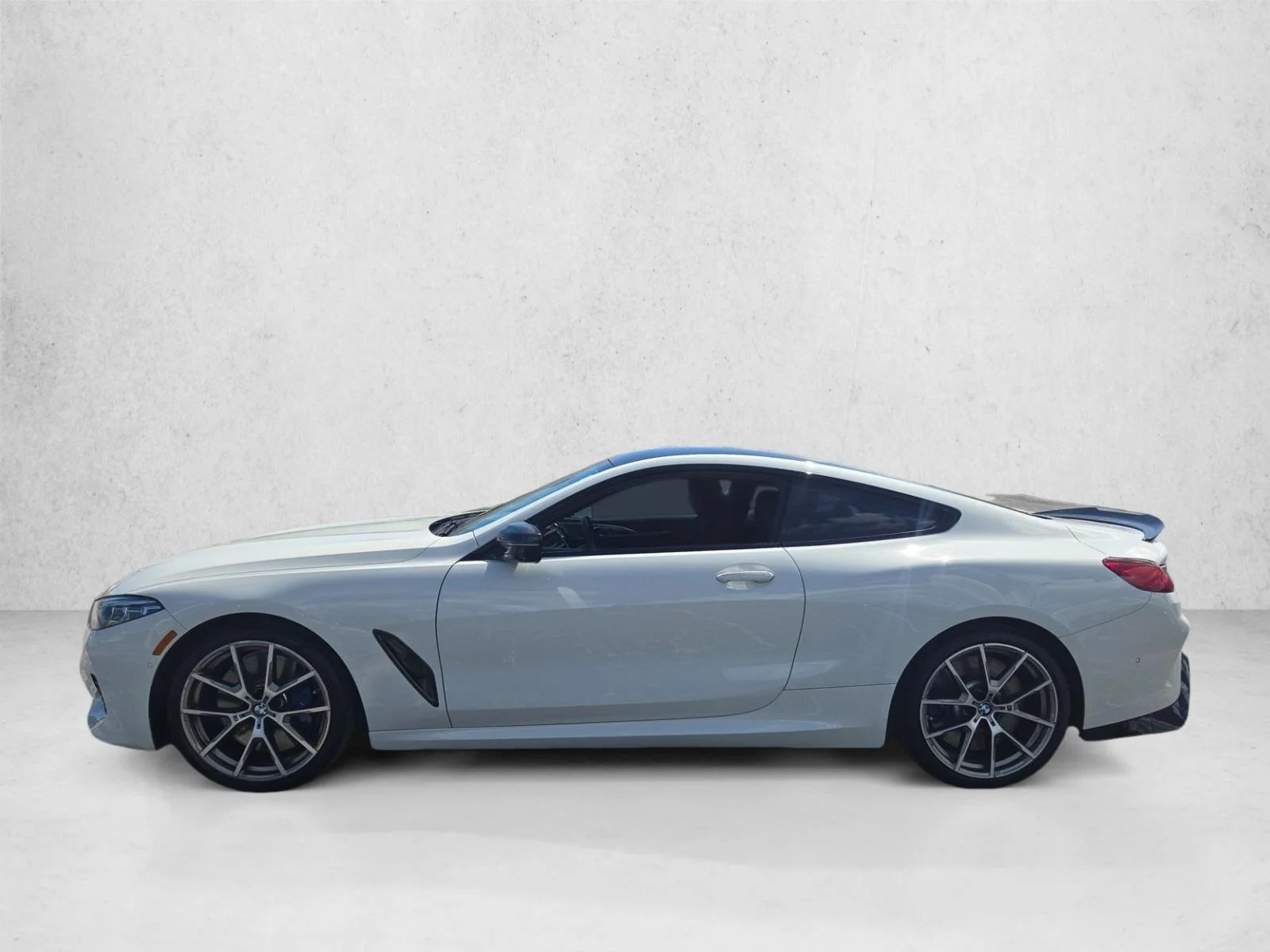 Used 2019 Alpine White BMW M850i xDrive image 9