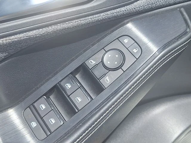2023 Nissan Rogue SV - Photo 12