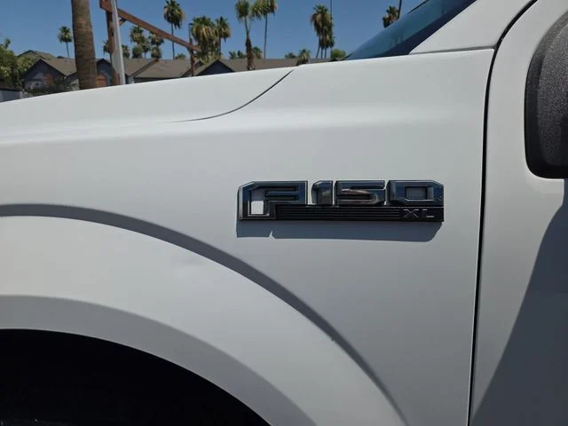Used 2018 White Ford XL image 30