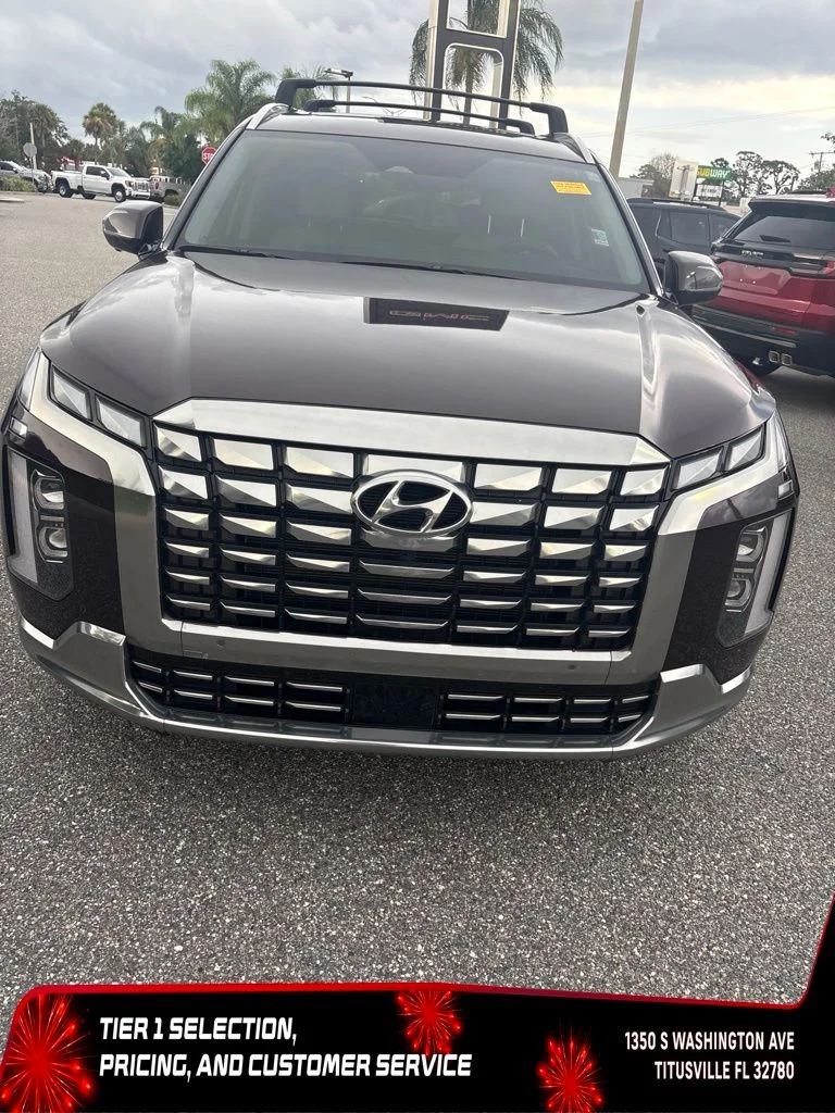Used 2025 Red Hyundai Calligraphy image 2