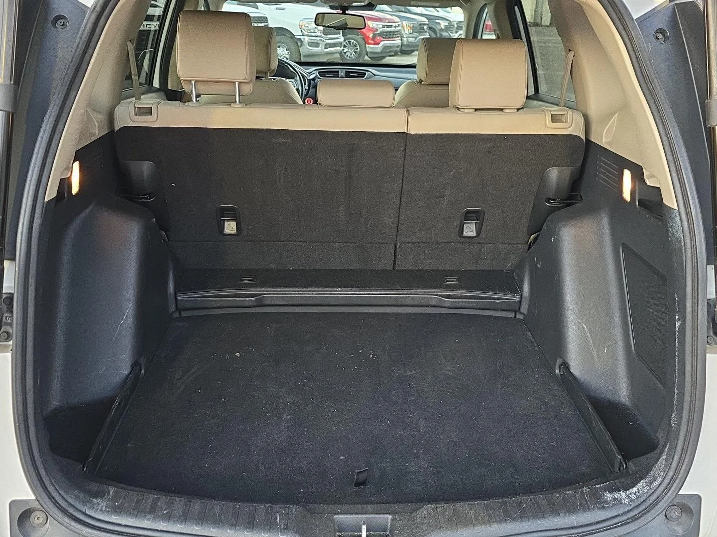 Used 2021 Platinum White Pearl Honda Touring image 6