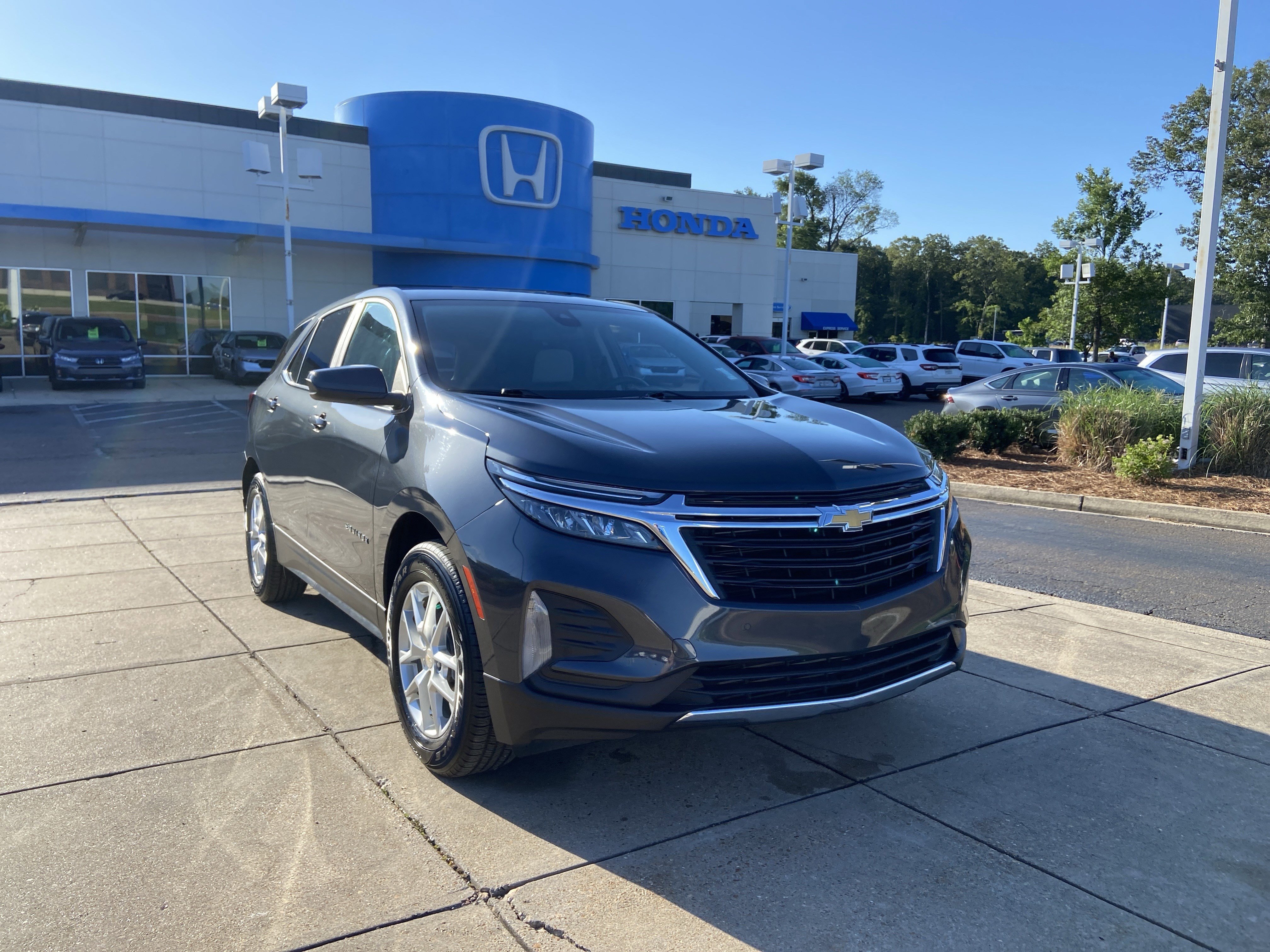 Used 2023 Chevrolet Equinox 2FL with VIN 3GNAXJEG0PS182434 for sale in Ridgeland, MS