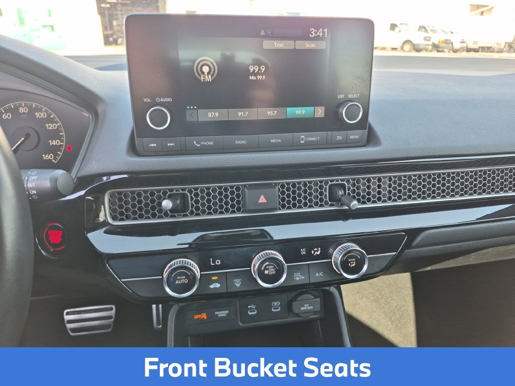 Used 2025  Honda Sport image 33