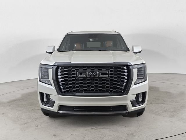 Used 2024 White Frost GMC Denali Ultimate image 2