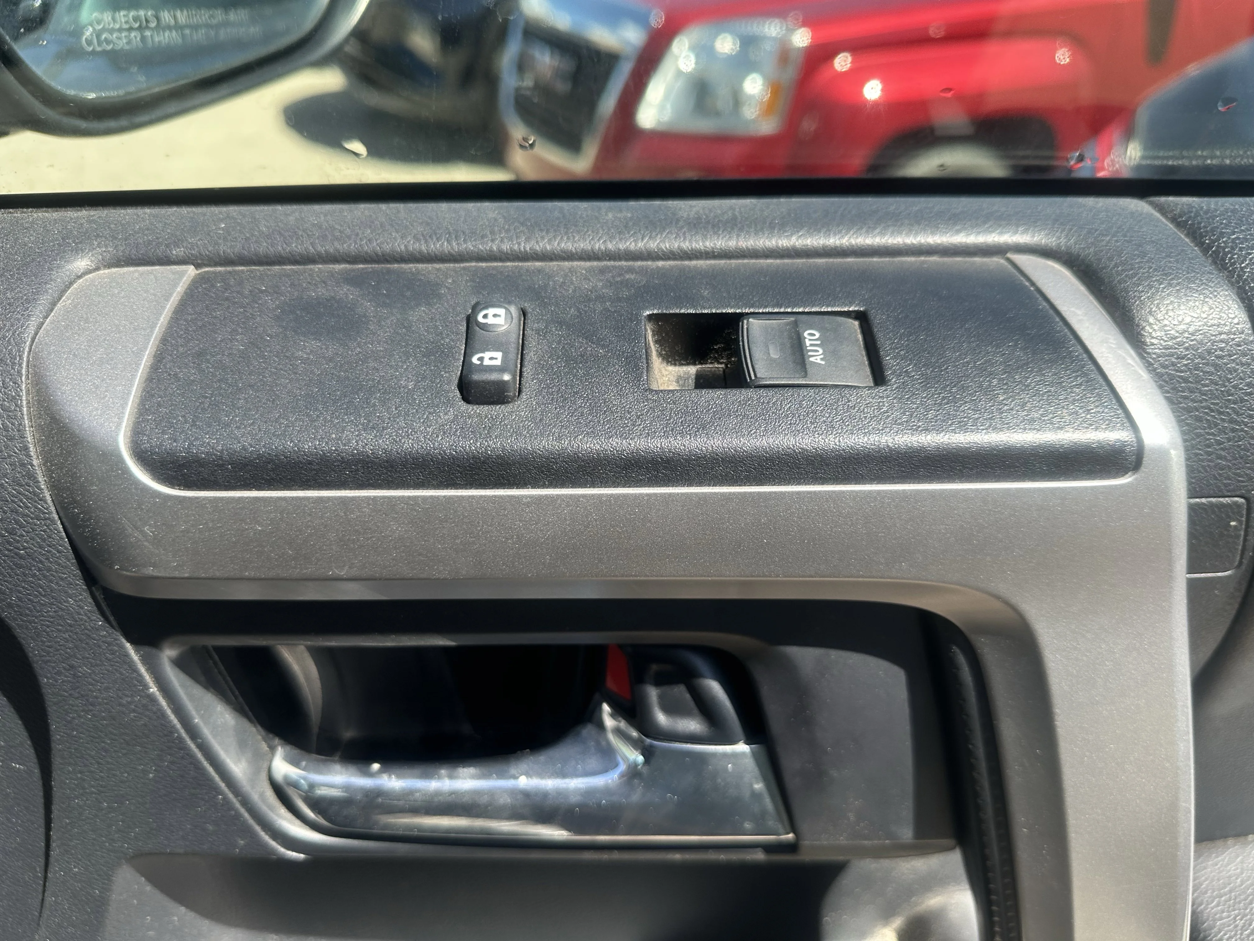 Used 2015 Gray Toyota SR5 image 20