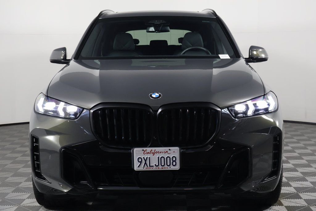 Certified Used 2026 Dravit Grey Metallic BMW xDrive40i image 2