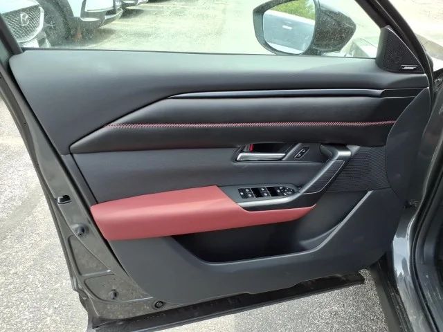 2026 Mazda CX-50 Premium Plus - Photo 15