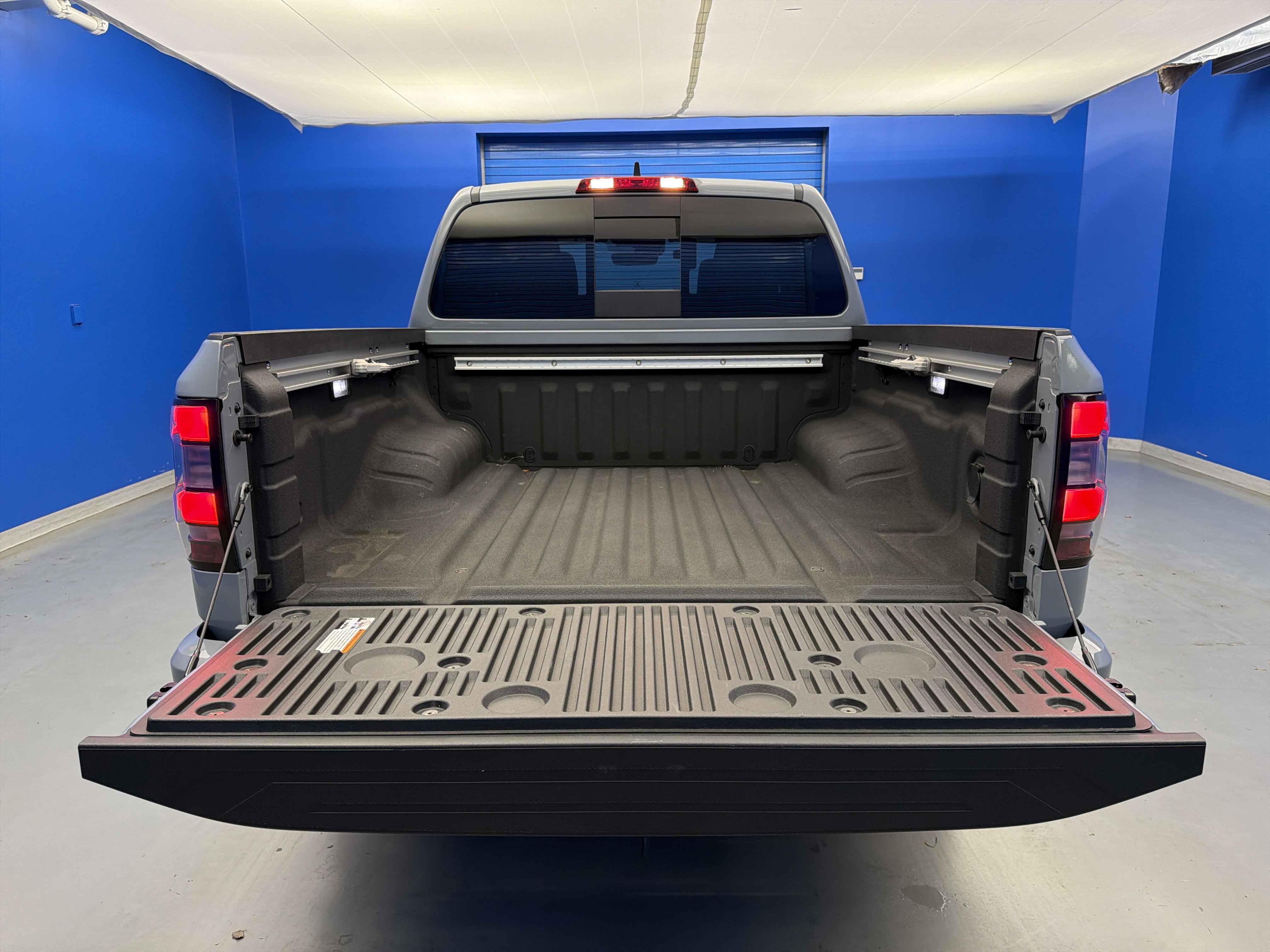 Used 2026 Gray Nissan Crew Cab PRO-4X 4x4 image 30