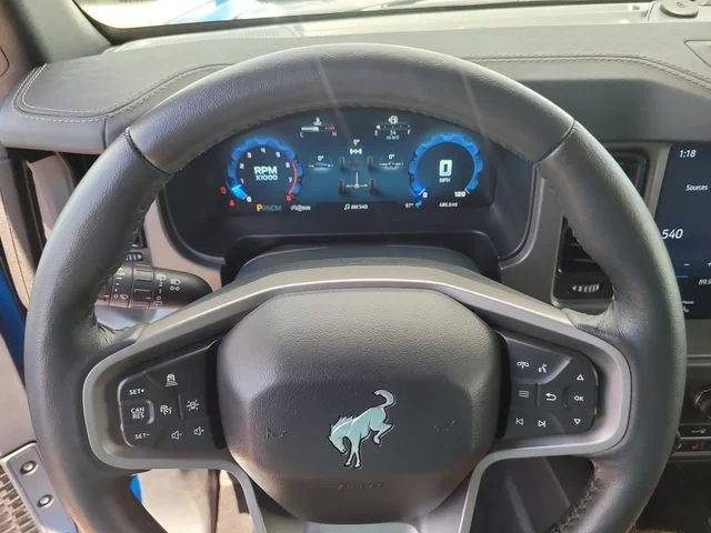 Used 2025 Blue Ford Badlands image 28