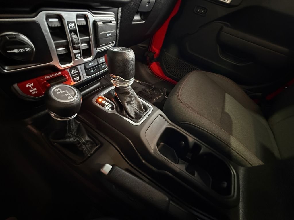 Used 2026 Red Jeep Rubicon image 22
