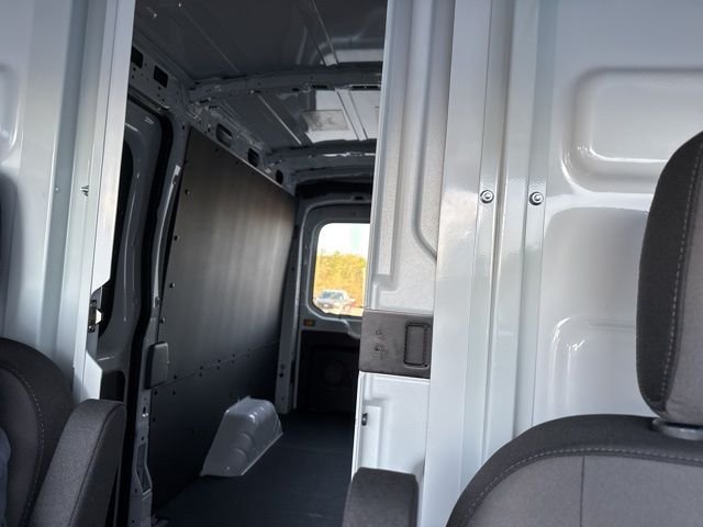 2025 Ford Transit Van Base - Photo 10