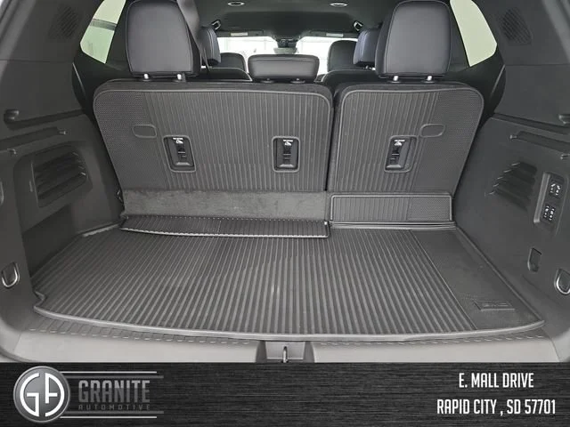 2026 GMC Acadia Denali - Photo 22