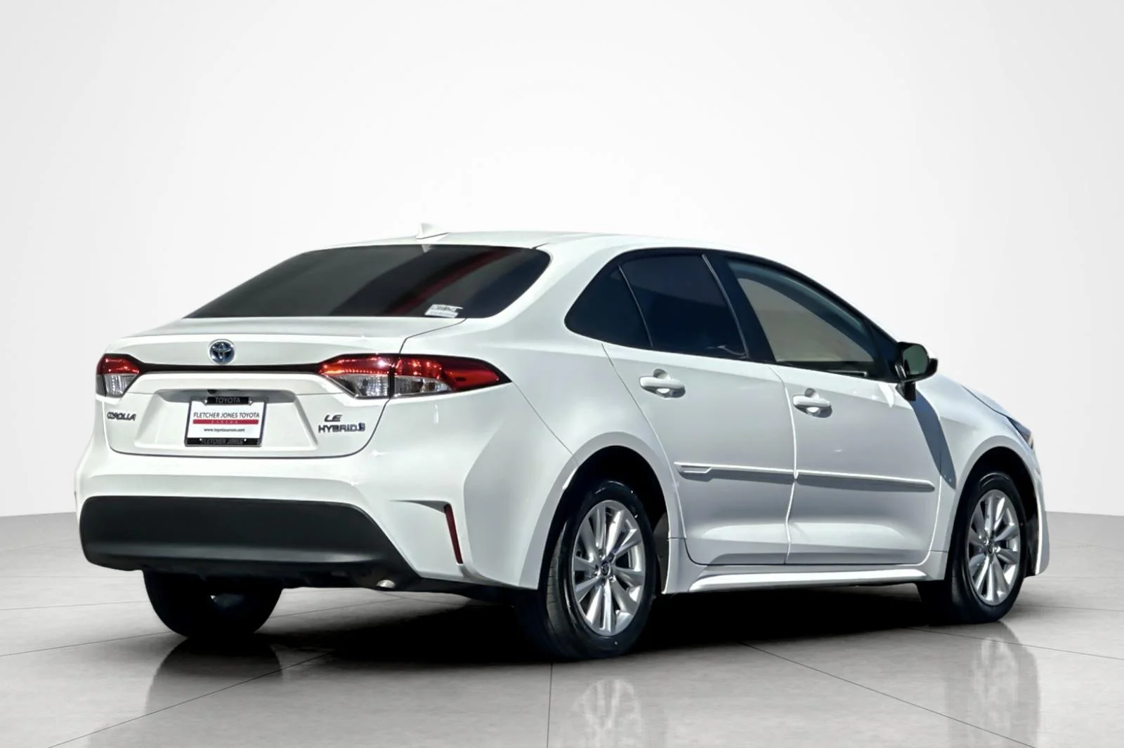 Certified Used 2024 Ice Cap Toyota Hybrid LE image 5