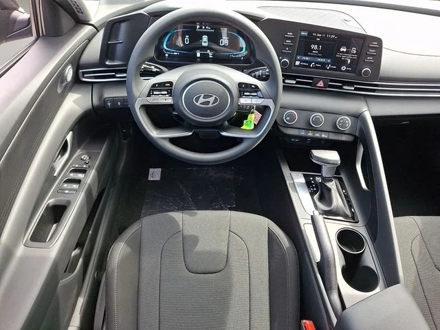 New 2026 Black Hyundai SE image 8