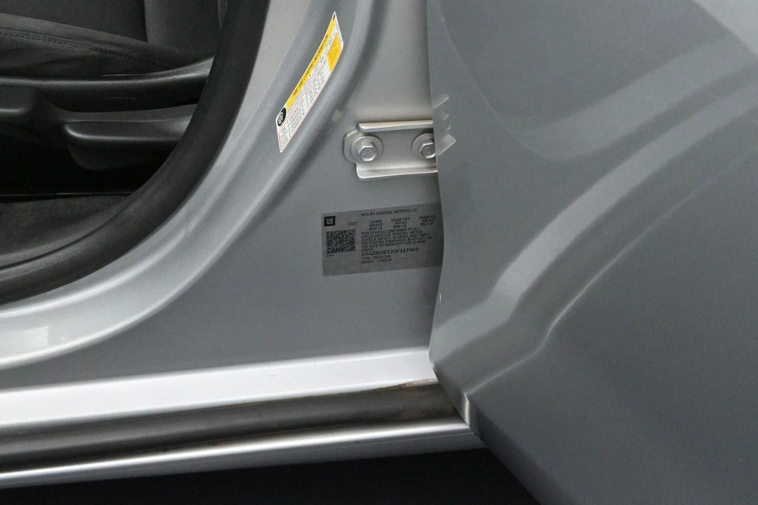 Used 2018 SILVER ICE METALLIC Chevrolet LS image 33