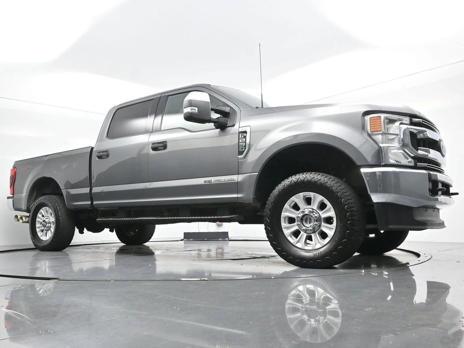 Used 2022 Carbonized Gray Ford XLT image 40
