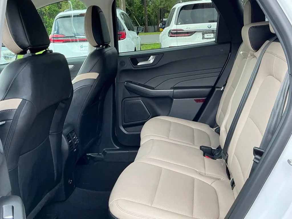 Used 2021 White Ford SEL image 29