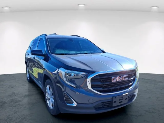Used 2019 Blue GMC SLE image 10