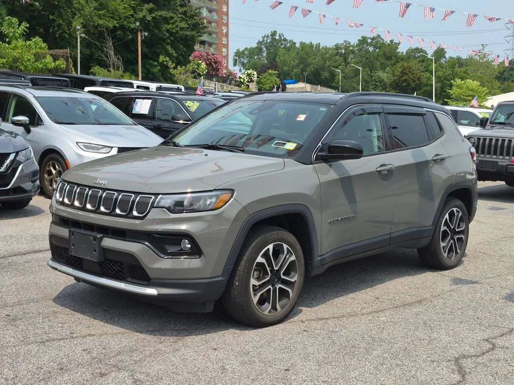 Used 2022 Gray Jeep Limited image 2