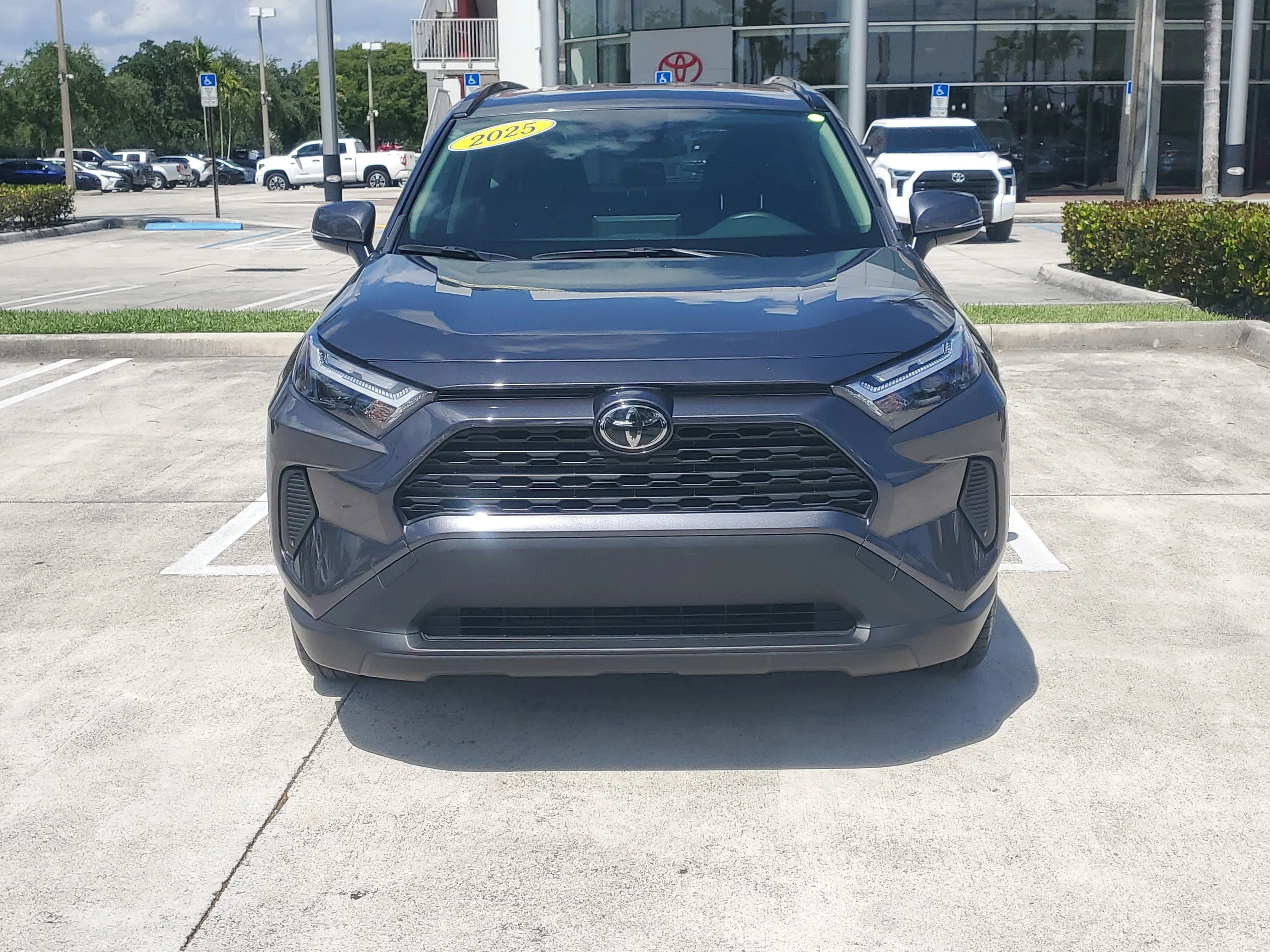 Certified Used 2025 Magnetic Gray Metallic/Midnight Black Metallic Toyota Hybrid XLE image 8