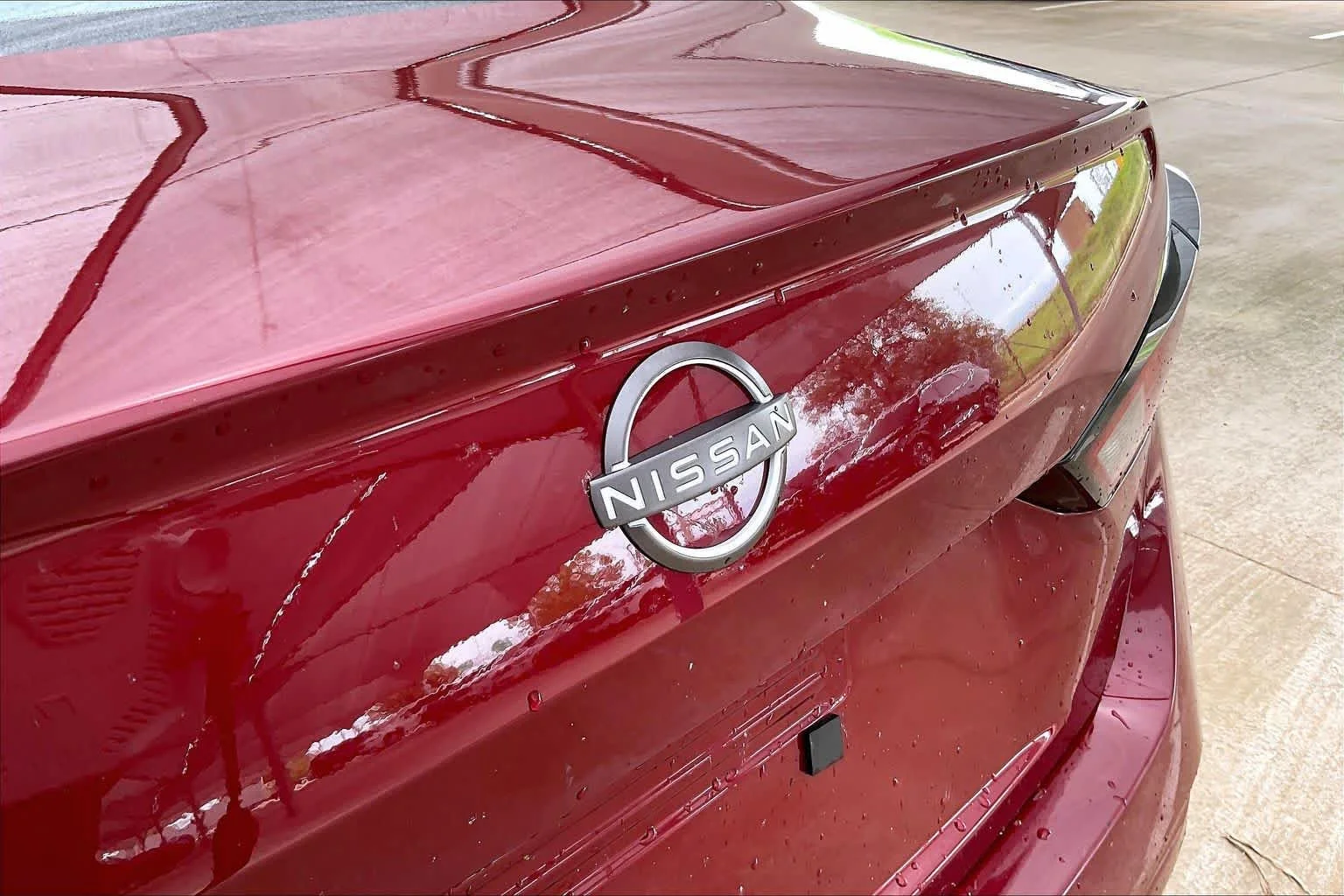 Used 2025 Scarlet Ember Nissan SV image 27