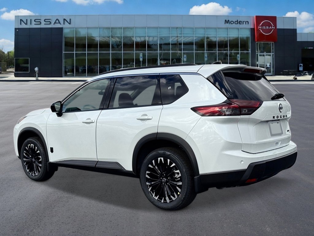 New 2026 Everest White Pearl Tricoat Nissan Dark Armor image 3