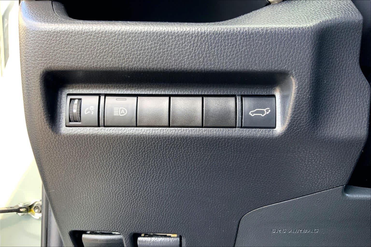 Used 2022 Lunar Rock Toyota XLE image 33