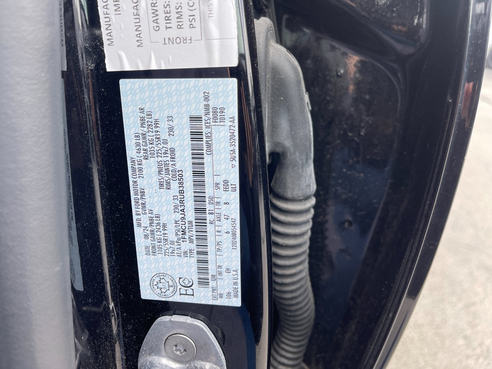 Used 2024 Agate Black Metallic Ford Platinum image 33