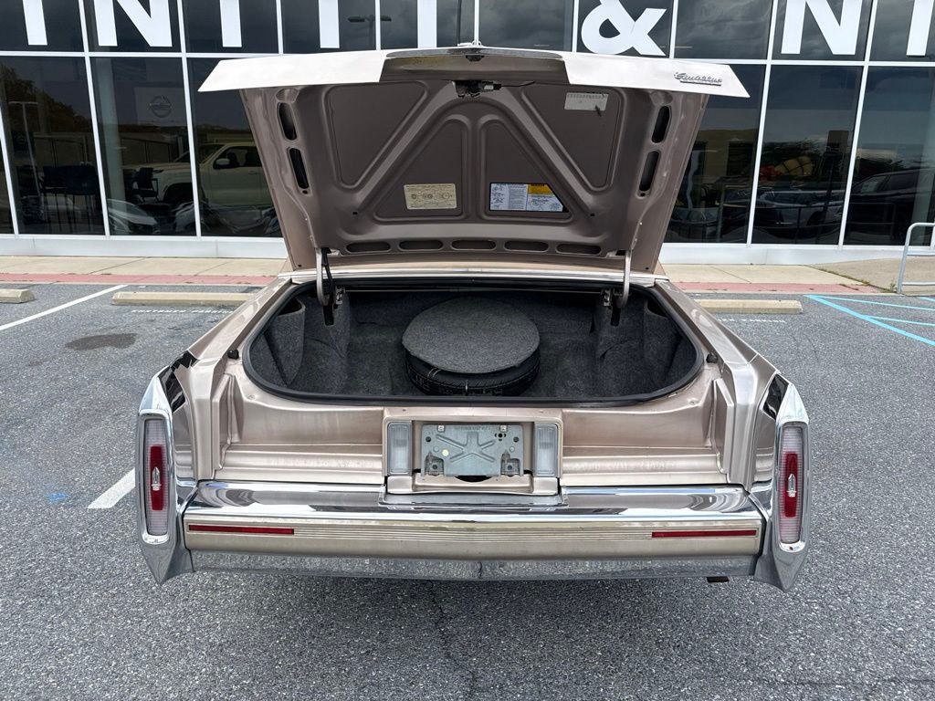Used 1992 Brown Cadillac Base image 8