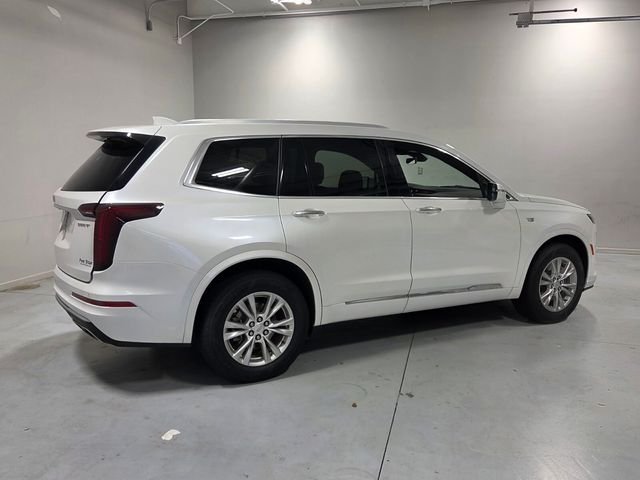 Used 2023 White Cadillac Luxury image 15
