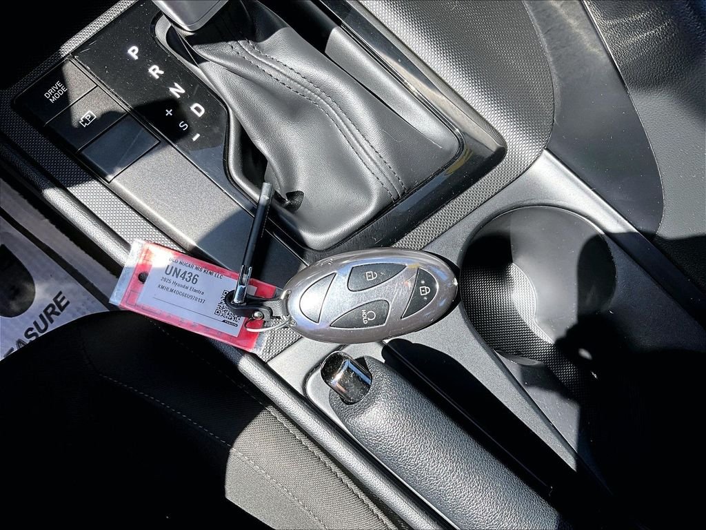 2025 Hyundai Elantra SEL - Photo 31