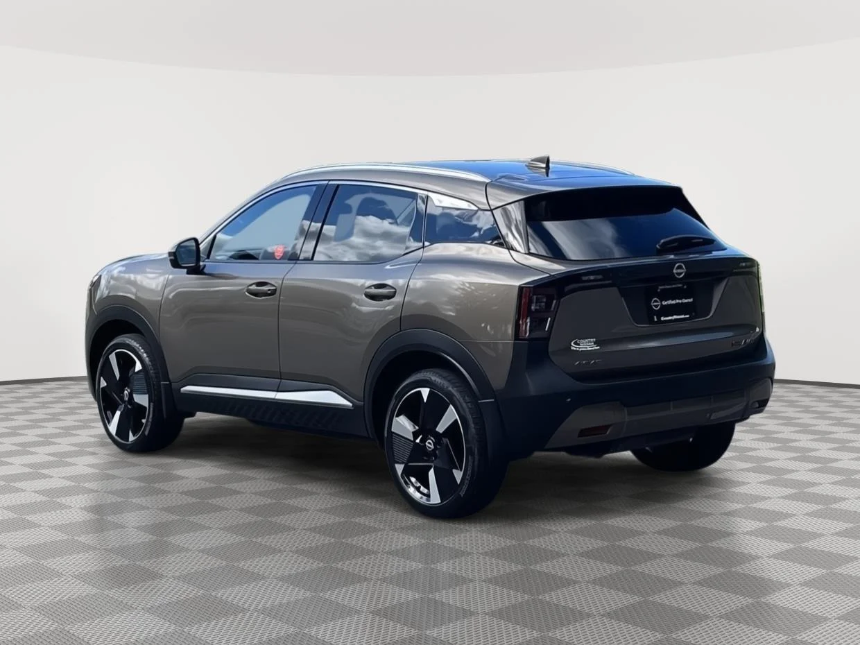 Certified Used 2025 Canyon Bronze Metallic Nissan SR image 7