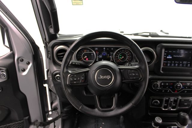 Used 2019 Silver Jeep Unlimited Sport S image 18