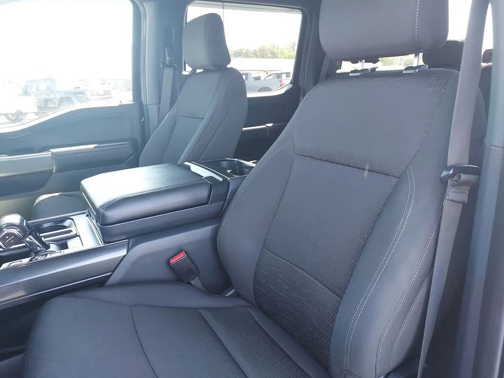 Used 2022 Black Ford XLT image 17