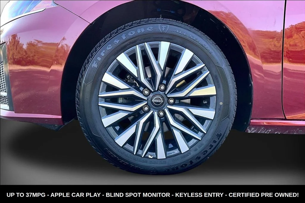 Used 2024 Red Nissan 2.5 SV image 31