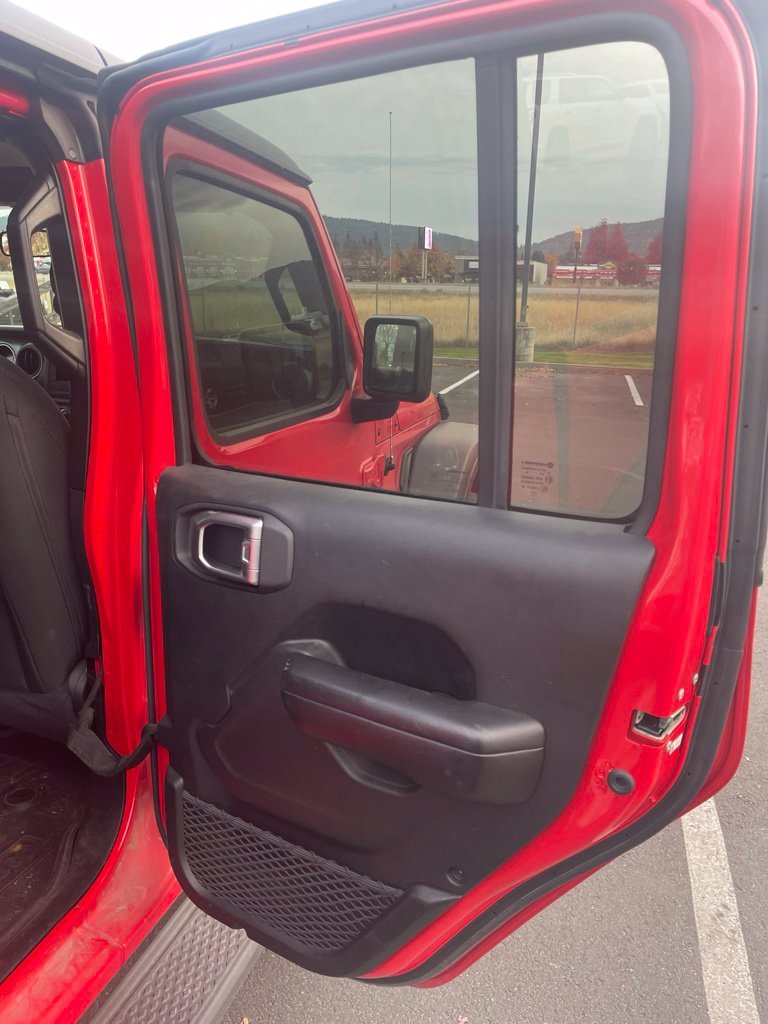 Used 2020 Red Jeep Sport image 22