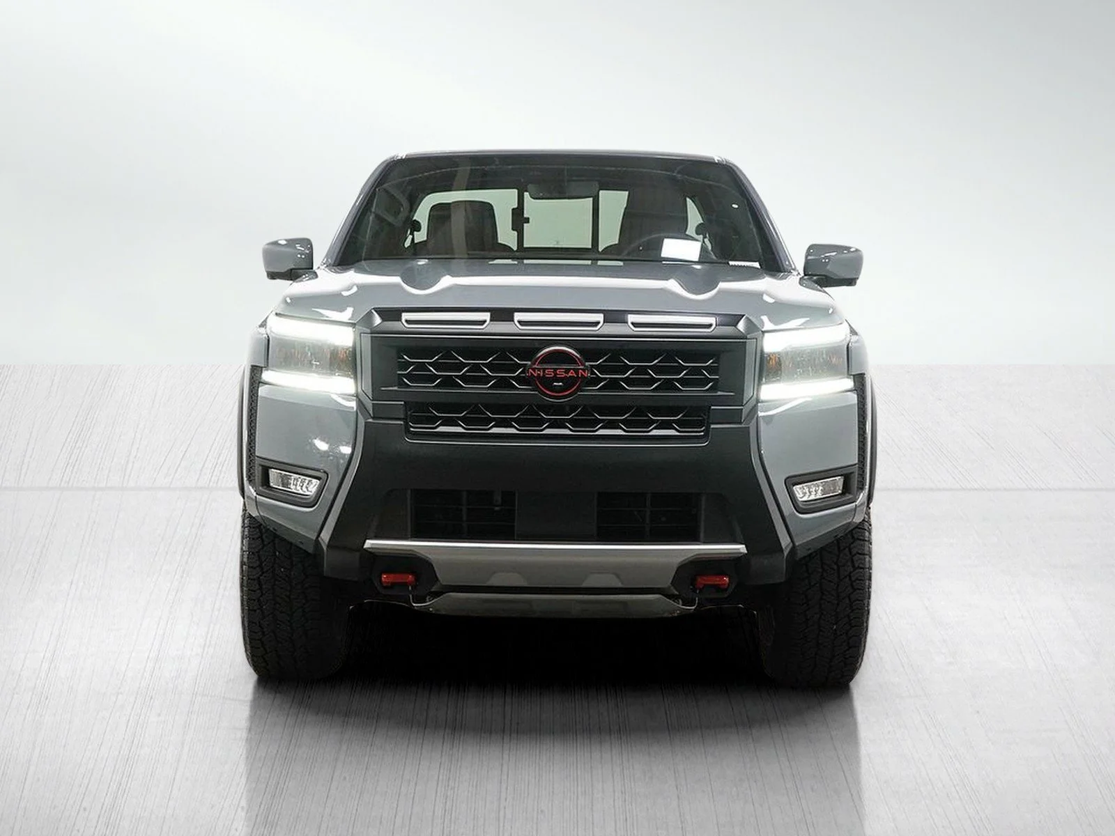 Used 2026 Boulder Gray Pearl Nissan PRO-4X image 8