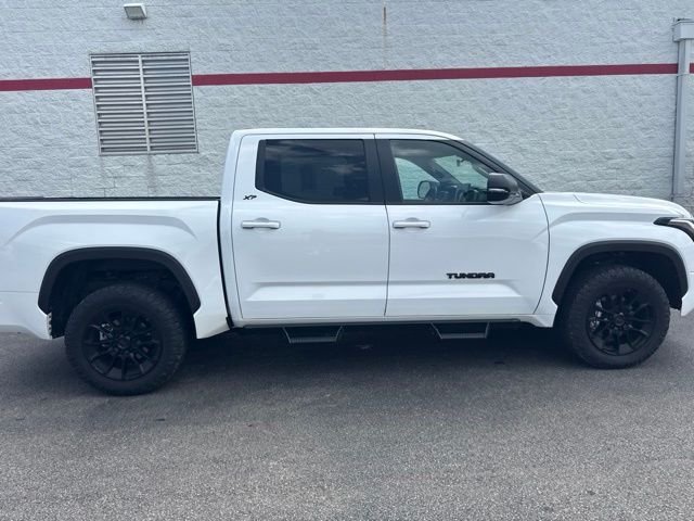 Used 2025 White Toyota SR5 image 8