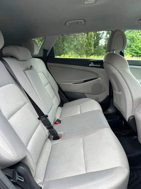 Used 2018 Molten Silver Hyundai SEL image 19