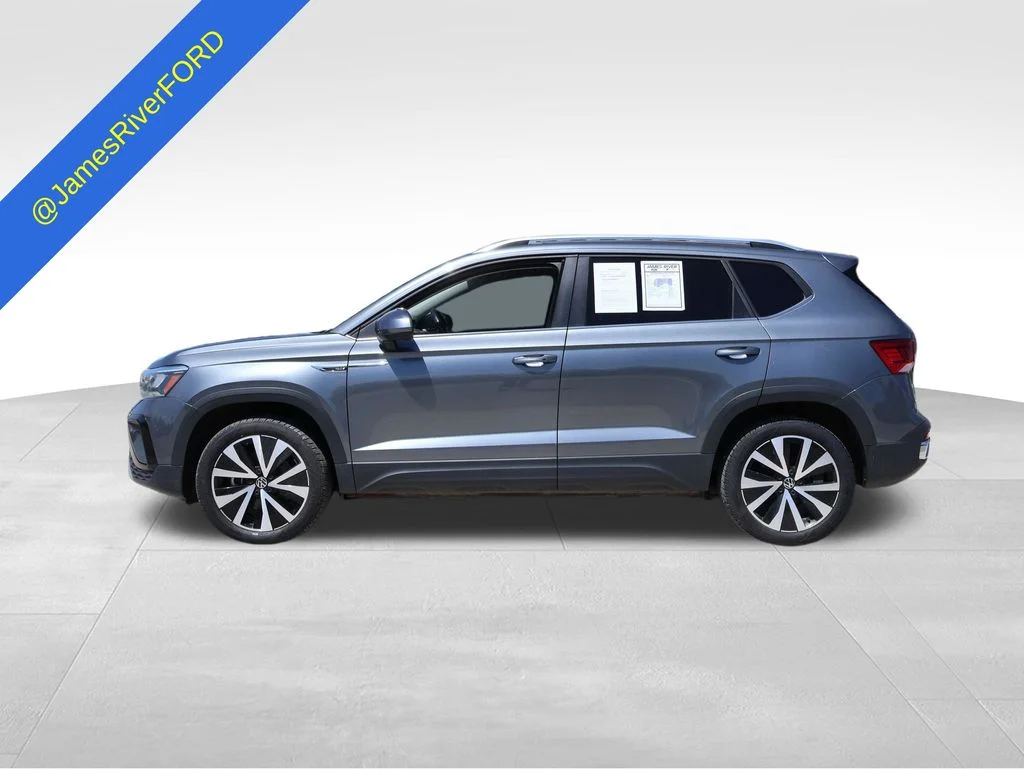 Used 2024 Volkswagen Taos SE with VIN 3VVSX7B25RM066888 for sale in Ozark, MO