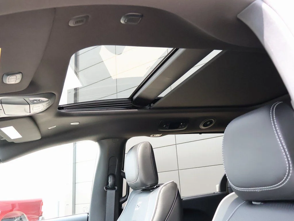 2026 Chrysler Pacifica Limited - Photo 25