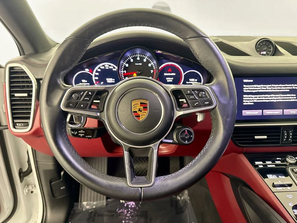 Used 2022 White Porsche Base image 11