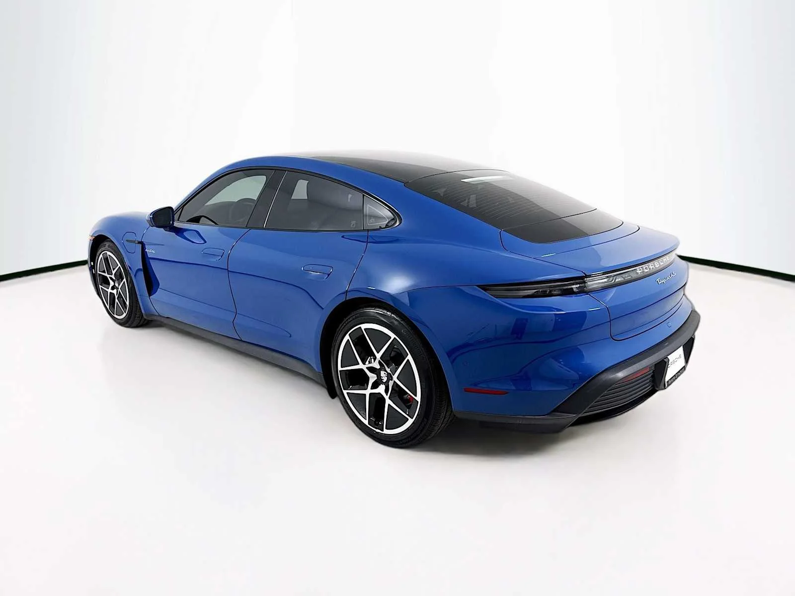 New 2026 Neptune Blue Porsche 4S image 3