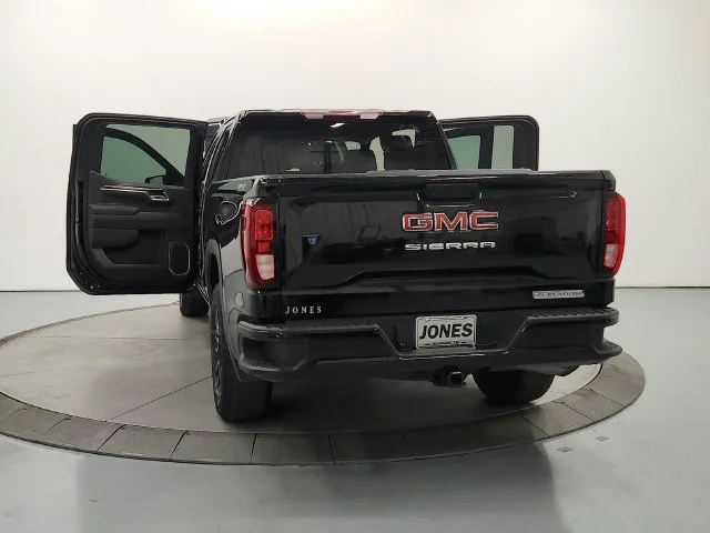 Used 2024 Onyx Black GMC Elevation image 15