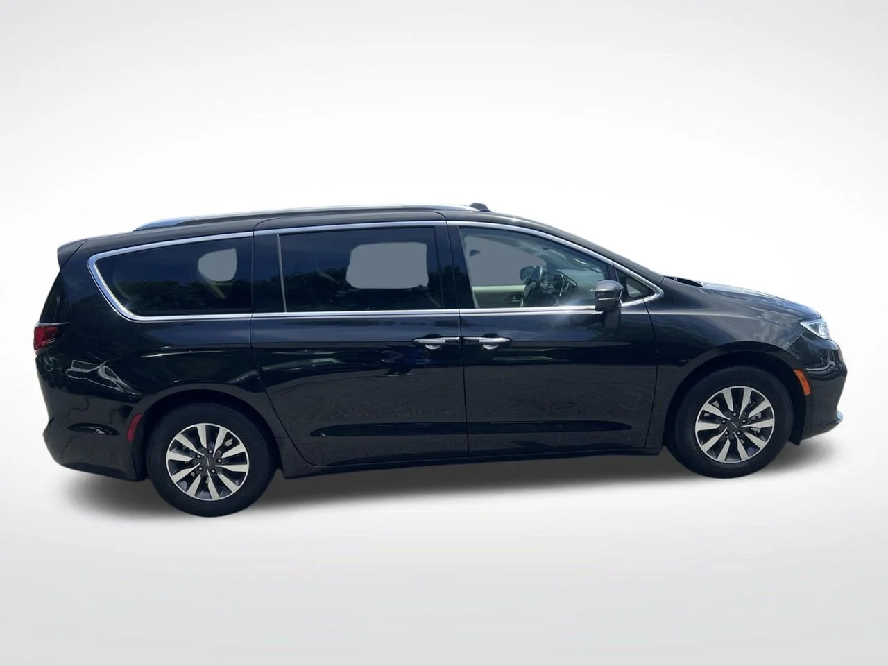 Used 2021 Black Chrysler Touring L image 7