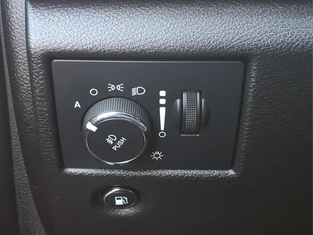 Used 2021 Gray Jeep Limited image 17
